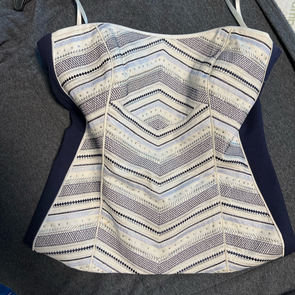 White House black market bustier